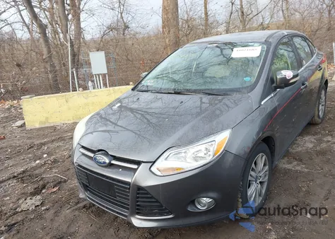 2012 Ford Focus Sel z USA, uszkodzony, nr VIN 1FAHP3H21CL333743